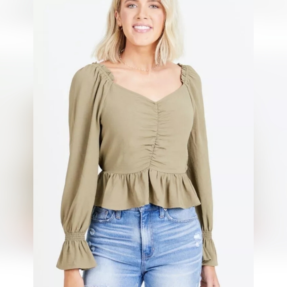 Altaid State Sage Green Smocked Ruched Peplum‎ Square Neck Long Sleeve Top M